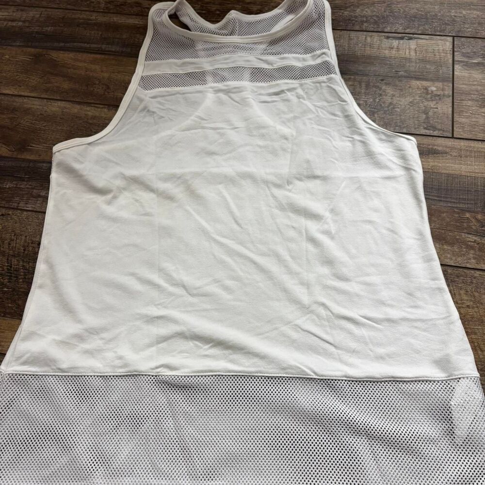 FABLETICS Mesh Racerback Women's White Athletic Gym Activewear Medium Tank Top
